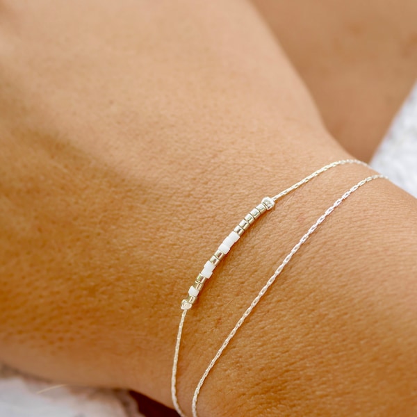 Bracelet fin double tours - Argent 925 - Chaine serpent - Perles de verre miyuki - Fin - Blanc et argenté - Mariage - Demoiselle d'honneur