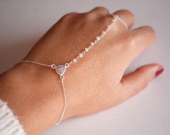 Silver Transparent MoonStone Handlet - Hand Jewelry - Sterling Silver Bracelet - Silver Ring - Bracelet ring jewelry - Rosary chain Stone