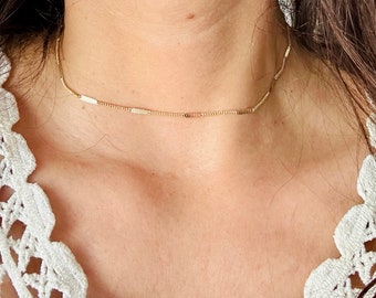 Collier choker ras du cou - Barres - Plaqué or - Ultra fin - Minimaliste - Doré - Ras de cou - Chocker - Collier superposable - à empiler