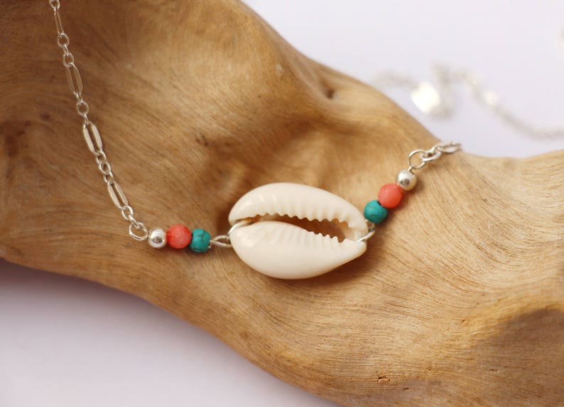 Bracelet de bras, chaîne argent massif 925, coquillage cowrie blanc, pierre turquoise et corail,bijoux de bras image 4