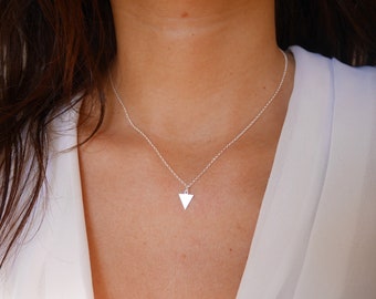 or argent simple bonheur collier collier tricot chaîne triangle pendentif or argent simple bonheur collier collier tricot chaîne triangle pendentif