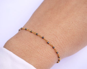 Rosary Gold plated chain bracelet - Thin stone bracelet - Gold Beaded chain bracelet - black and Gold - hématite stone - Stackable