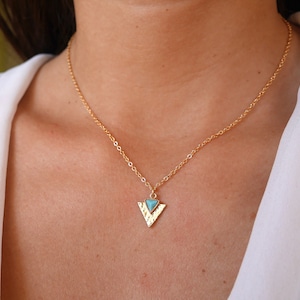 Gold plated chain necklace - Triangle necklace - Turquoise Stone - Geometric - Glossy Gold Plated Turquoise Triangle Stone - Arrow head