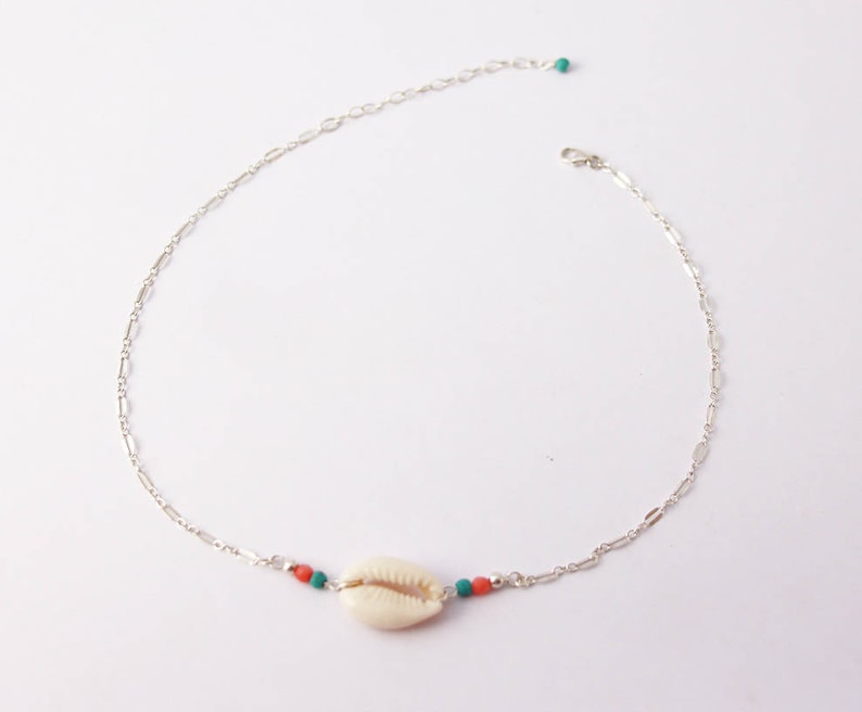 Bracelet de bras, chaîne argent massif 925, coquillage cowrie blanc, pierre turquoise et corail,bijoux de bras image 5