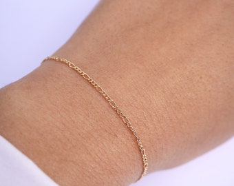 Bracelet gourmette fine plaqué or  - bracelet chaine fine dorée - bracelet minimaliste - maillon large - gourmette femme - Gourmette dorée