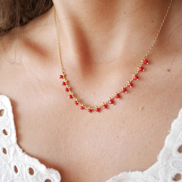 Collier - plaqué or - Perles de verre rouge - Rouge et doré - Collier fin - Doré - Collier perles - Raffiné - élégant - Bijoux noël - Soirée