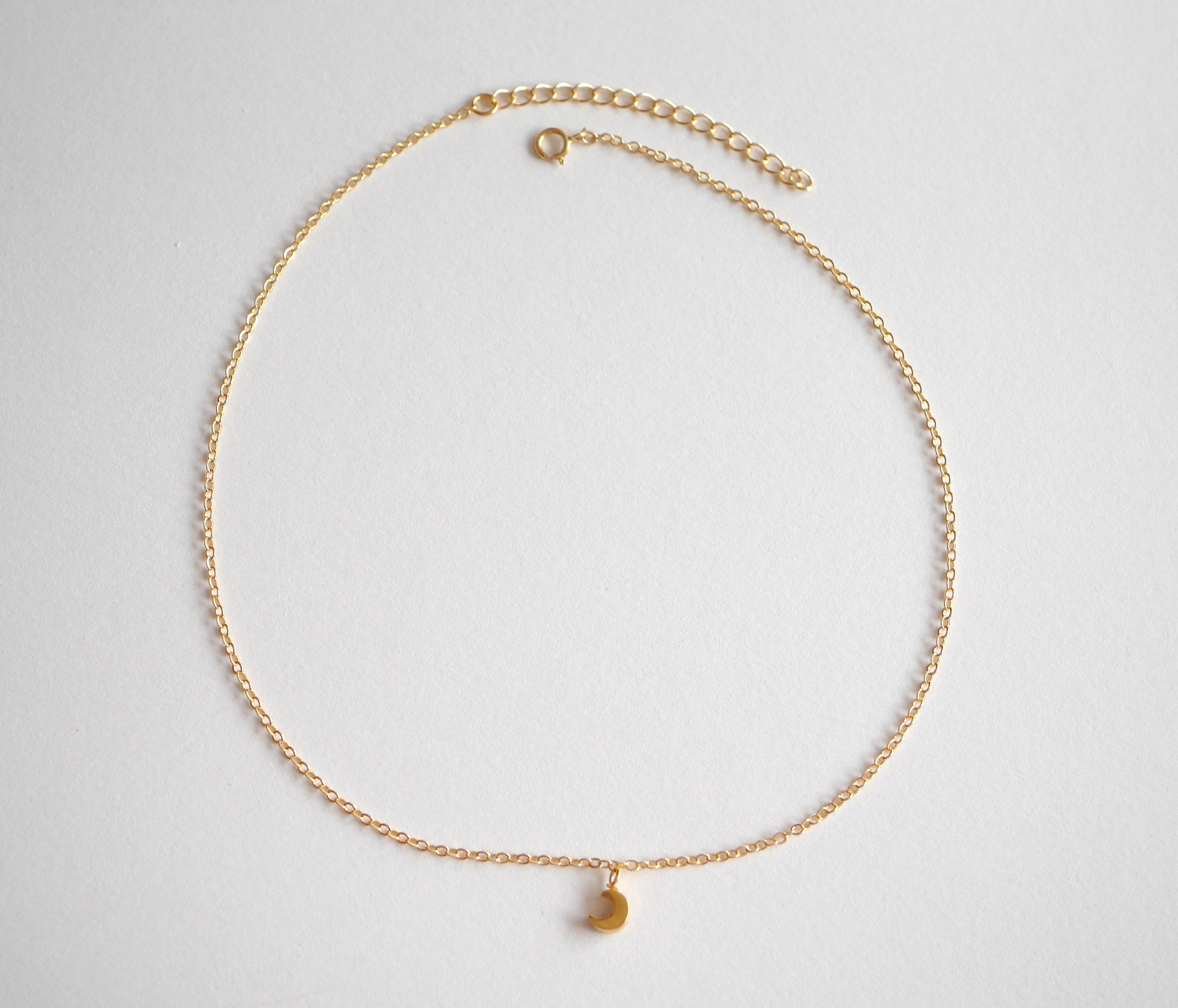 Gold choker