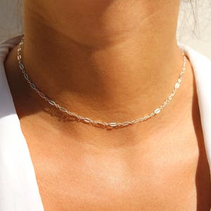 Chokerhalsband - ultratunt minimalistiskt halsband - bred länkkedja i 925 sterlingsilver - silverhalsband - kort halsband