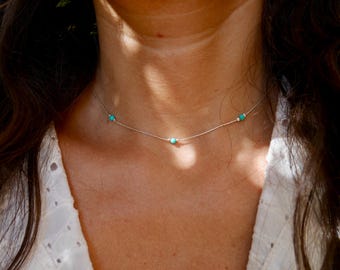 Collier Ras Du Cou Perles Turquoises Et Cordon Noir - Occasion Bon état