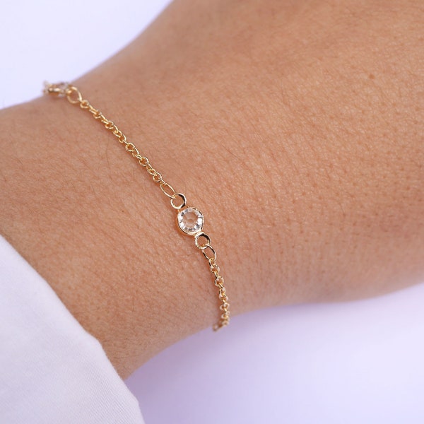 Bracelet plaqué or - Bracelet pierres transparentes - Bracelet doré - Bracelet fin plaqué or - minimaliste - Bijoux fin - bracelet empilable