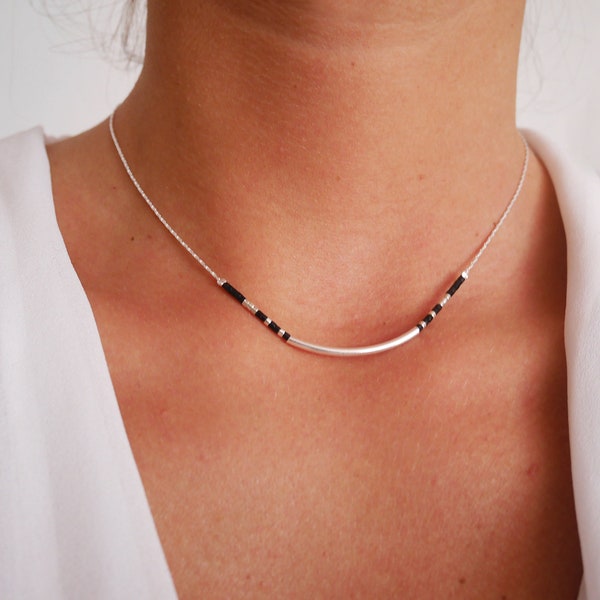 Minimalist thin Black and silver necklace - beaded necklace - Sterling silver snake chain necklace - tiny beads necklace - Party jewels