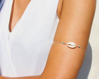 Bracelet de bras, chaîne argent massif 925, coquillage cowrie blanc, pierre turquoise et corail,bijoux de bras