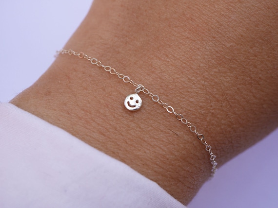 Smile chain bracelet deals