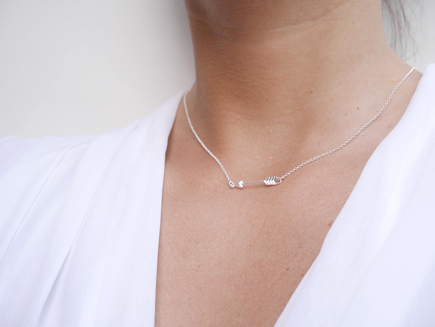 Yheakne Collana Girocollo a Cuore Boho Minimalista in Argento Ciondolo - Catena di Gioielli Semplice per Donne e Ragazze