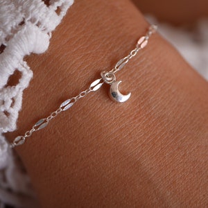 Sterling Silver Moon bracelet - Crescent Moon bracelet - Silver bracelet - Tiny moon - Thin bracelet - Minimal - Boho bracelet - Stackable