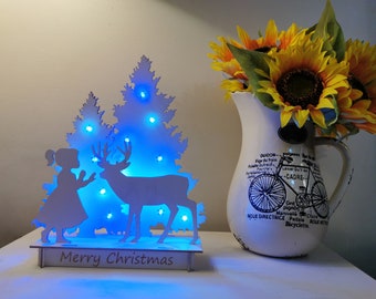 Weihnachtslicht Up Holzszene Mädchen & Hirsch mit Bäumen Winter Holzdekoration