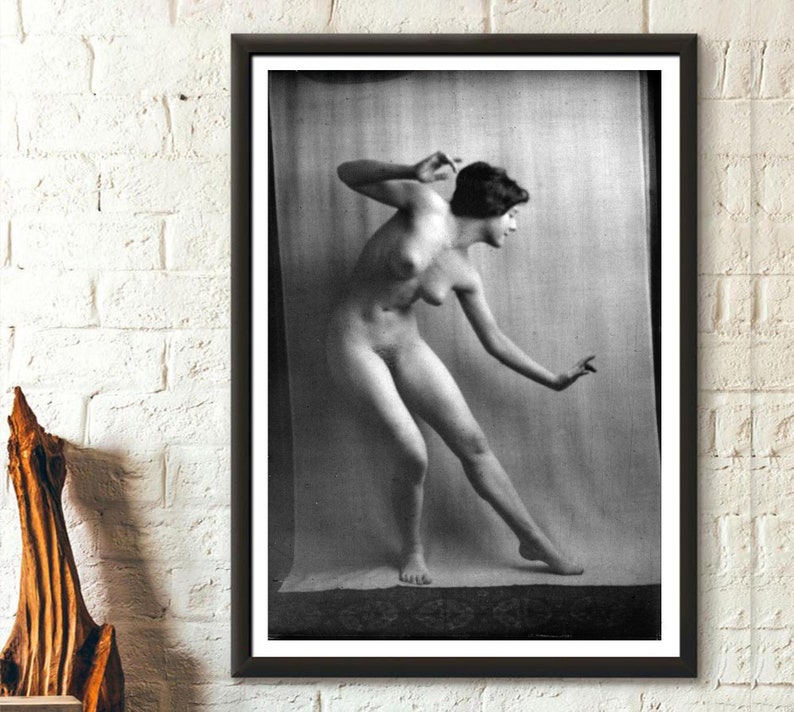 Vintage Nudity Pics