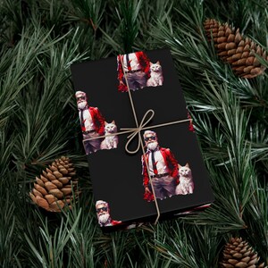 Christmas Santa Wrapping Paper, Xmas Holiday Metro Claus & Animal Christmas Festive Black Gift Wrap