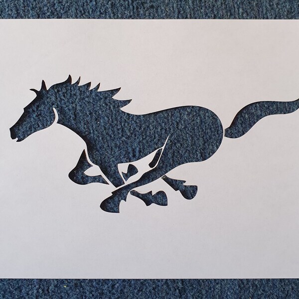 A4 Running Horse Stencil, précision découpée au laser