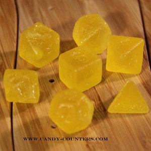 Pineapple Candy Dice, Kohakutou Gummies, Dungeons and Dragons, Roll for Initiative, Edible Polyhedral Dice Set, Roleplay DND, D20 Candies