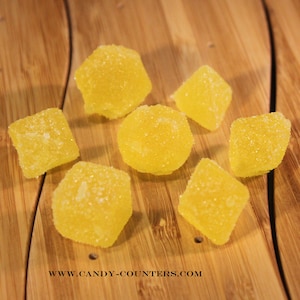 Pineapple Candy Dice, Sweet and Sour Gummies, Dungeons and Dragons, Roll for Initiative, Edible Polyhedral Dice Set, Roleplay, D20 Candies