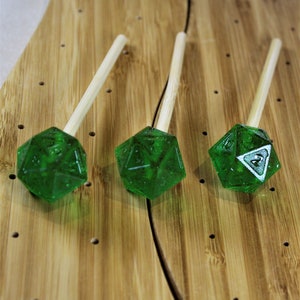 Green Apple D20 LOLLIPOP Diabetic Candy, Isomalt Bead Counters, Edible Dice, Dungeons and Dragons Tabletop Game, Magic the Gathering
