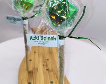 Acid Splash, Green Apple D20 LOLLIPOP Diabetic Candy, Isomalt Candies, Edible Dice, Dungeons and Dragons Tabletop Game, Magic the Gathering