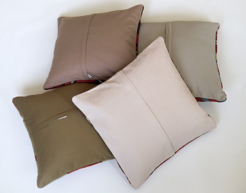 60 x 40 cm Wool boho cushion. Unique vintage kilim pillow from Anatolia