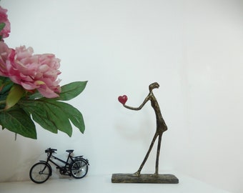 Sculpture - Love received - filiform statue in the style of Giacometti