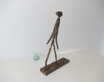 Sculpture - Walking Man - filiform in the style of Giacometti