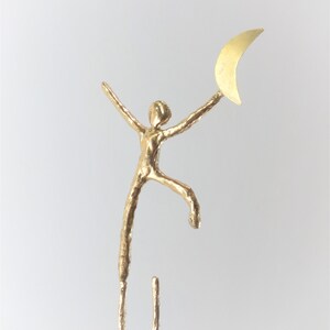 Sculpture Filiform statue The moon dropout Modernist image 9