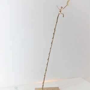 Sculpture Filiform statue The moon dropout Modernist image 3