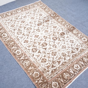Oushak Vintage Area Rug 4x6: Hand-Knotted Wool Turkish Rug