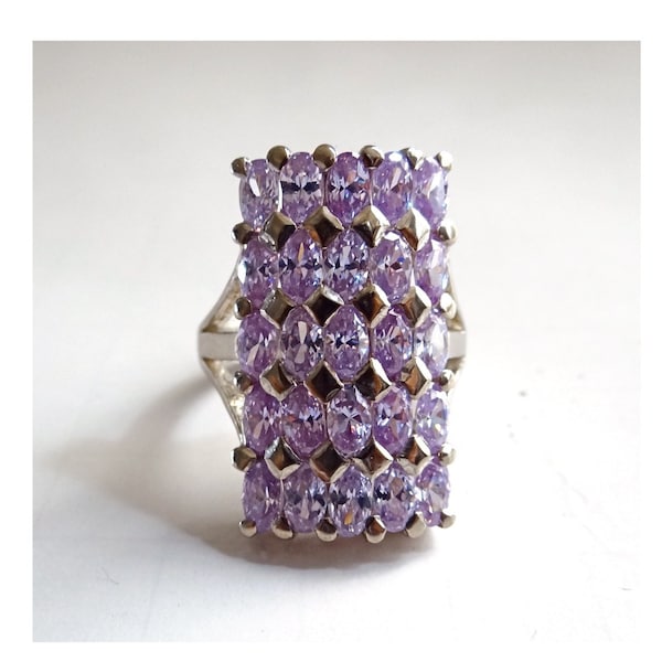 VINTAGE BAGUE MARQUISE Style; Imposante Bague Argent & Pierres Violettes; Vintage Années 90; Pour Elle; Collection bijoux Vintage en Argent.