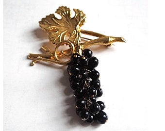Broche Signée Marc Labat Paris - Grappe De Raisin En Cuivre - Dimensions 7x4,5 Cm - Occasion