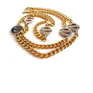 Halsband i guld och silver med sautoir; Vintage 2000-tal; För henne; Vintagemode; Samlarobjekt; Ett måste.
