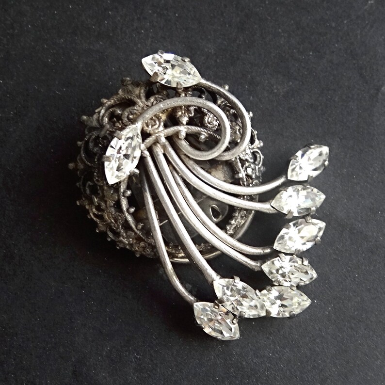 VINTAGE BROOCH/CLIP; Victorian Style Brooch, Vintage 1940s Brooch, Gift ...