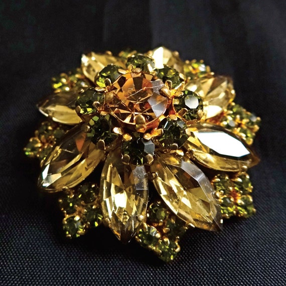 RHINESTONE FLOWER BROOCH; Vintage 40s; Retro pin;… - image 8