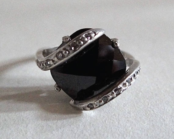 ART DECO RING; 80s; Vintage Silver Onyx & Marcasite Ring 