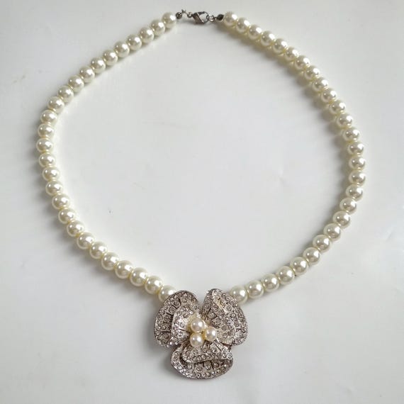 Collier Vintage Perles En Chute Années 80 - Style Couture, Décolleté, Occasion