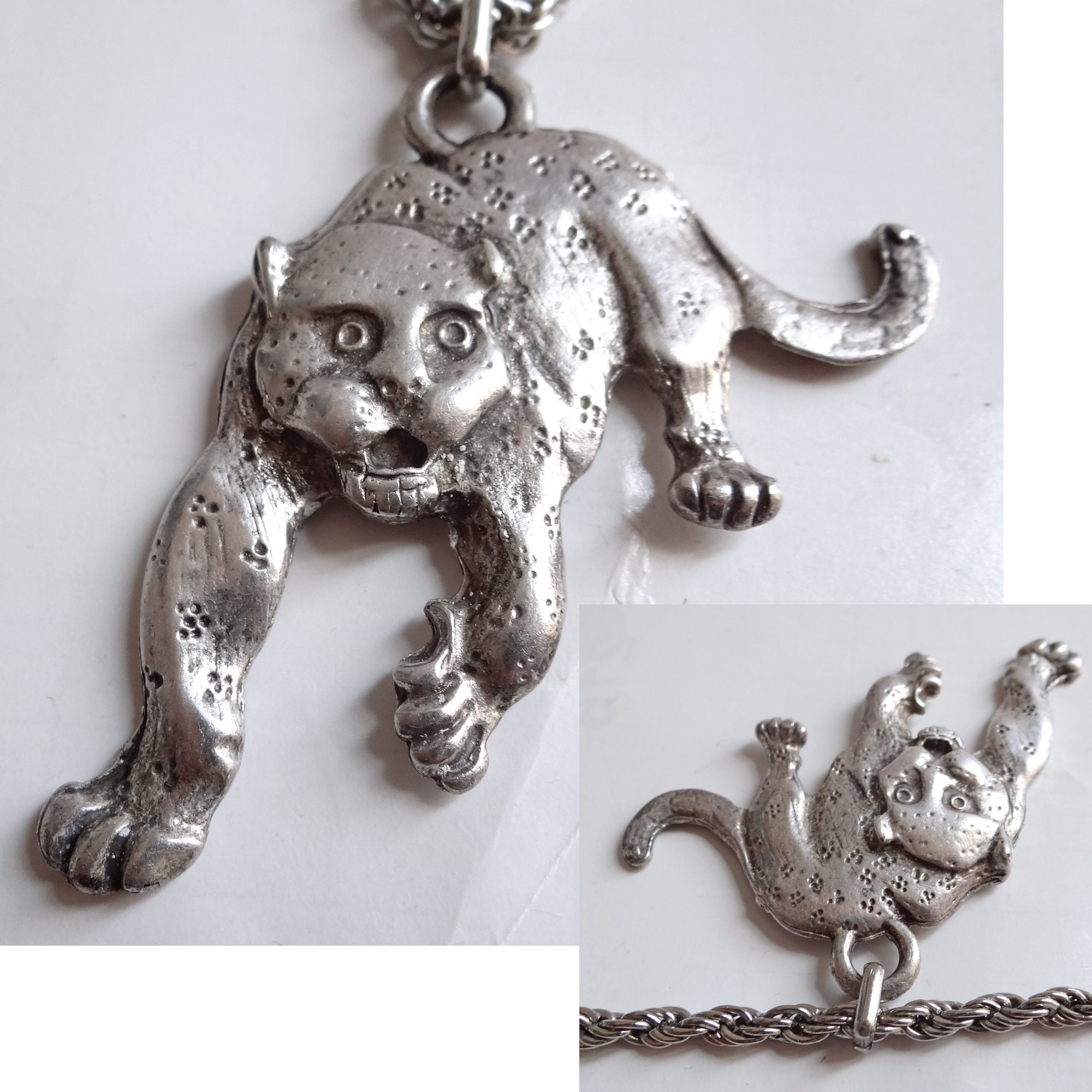 Collier Vintage Années 80 - Breloque Panthère Argentée En Mouvement - En Très Bon état (TBE)