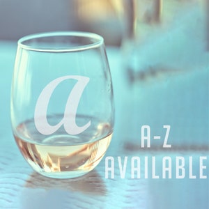 Monograma Letras grabadas A-Z Copa de vino sin tallo / Regalo personalizado para mujeres-Regalo para su-Dama de honor Regalo-para esposa-para amigos-Regalo personalizado