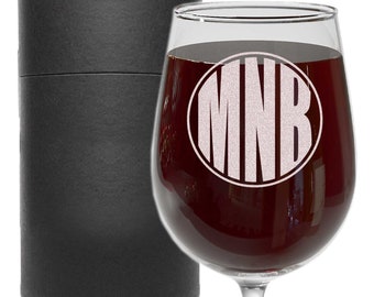 Etched Monogram Stemmed Wine Glass | Custom Wine Glass, Personalized Gift for Women, Gift for Her, Bridesmaid Gift, for Wife | Circle