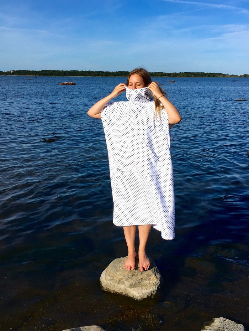 surf changing robe womens