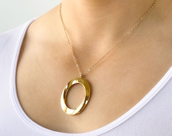 Gold Hoop Pendant Necklace, Vintage Gold Tone Monet Statement Oval Hoop on Gold Tone Plated Stainless Steel Chain, Monet Jewelry, N2306