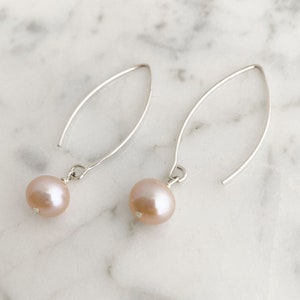 Pink Freshwater Pearl Earrings, Sterling Silver and Pearl Drop Earrings, Soft Pink Pearl Everyday Earrings, Simple Pearl Earrings, E704-P