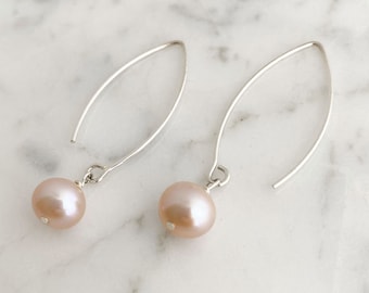 Pink Freshwater Pearl Earrings, Sterling Silver and Pearl Drop Earrings, Soft Pink Pearl Everyday Earrings, Simple Pearl Earrings, E704-P