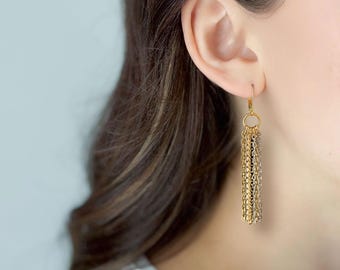 Brincos vintage com corrente e franjas em metais mistos, com opção de ganchos em aço ou banhados a ouro 18k, e comprimento à sua escolha, E319