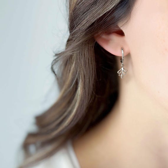 Vintage Sterling Silver Filigree Leaf Huggies, New .925 Hoop Earrings with Vintage .925 Leaves, Everyday Style, 10mm Pendant Hoops, E220481