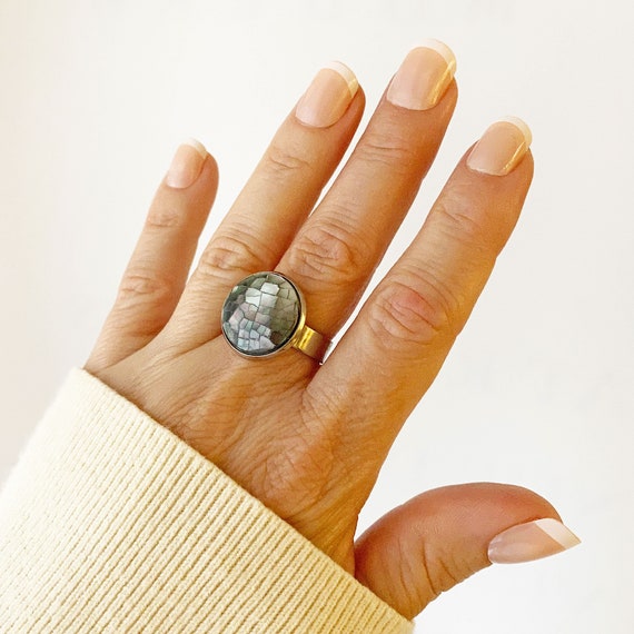 OVAL PEARL RING W/NATURAL STONE DARK GREY OVAL PEARL RING W/NATURAL STONE DARK GREY